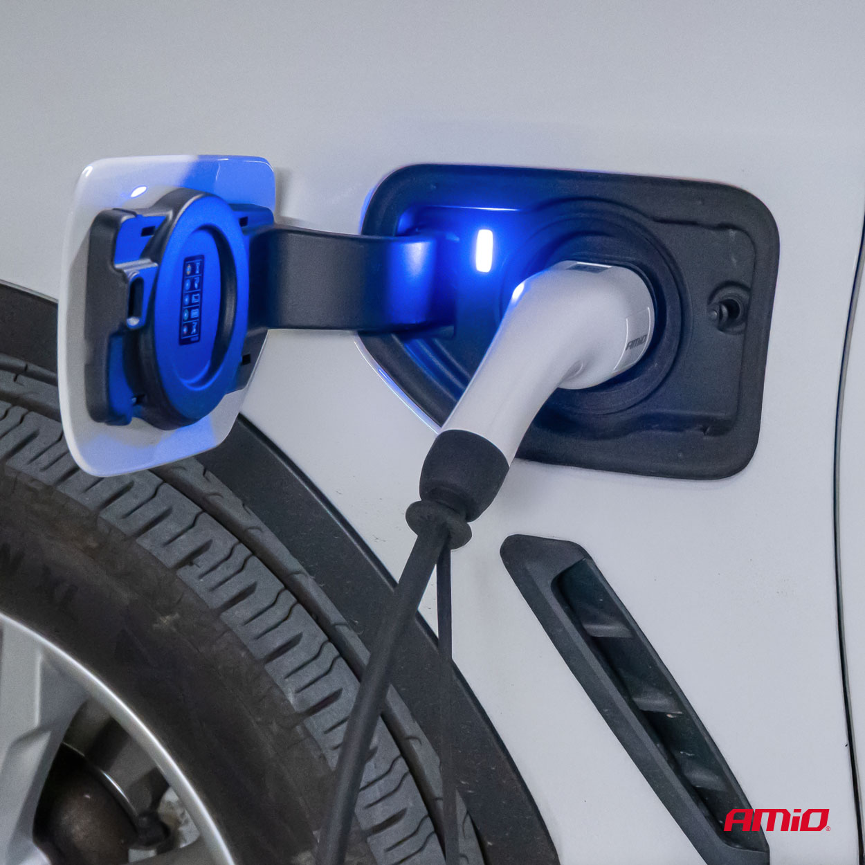Trojfázová nástenná nabíjačka pre elektrické vozidlá 22kW 32A 400V AMiO-04843 – Obrázok 5