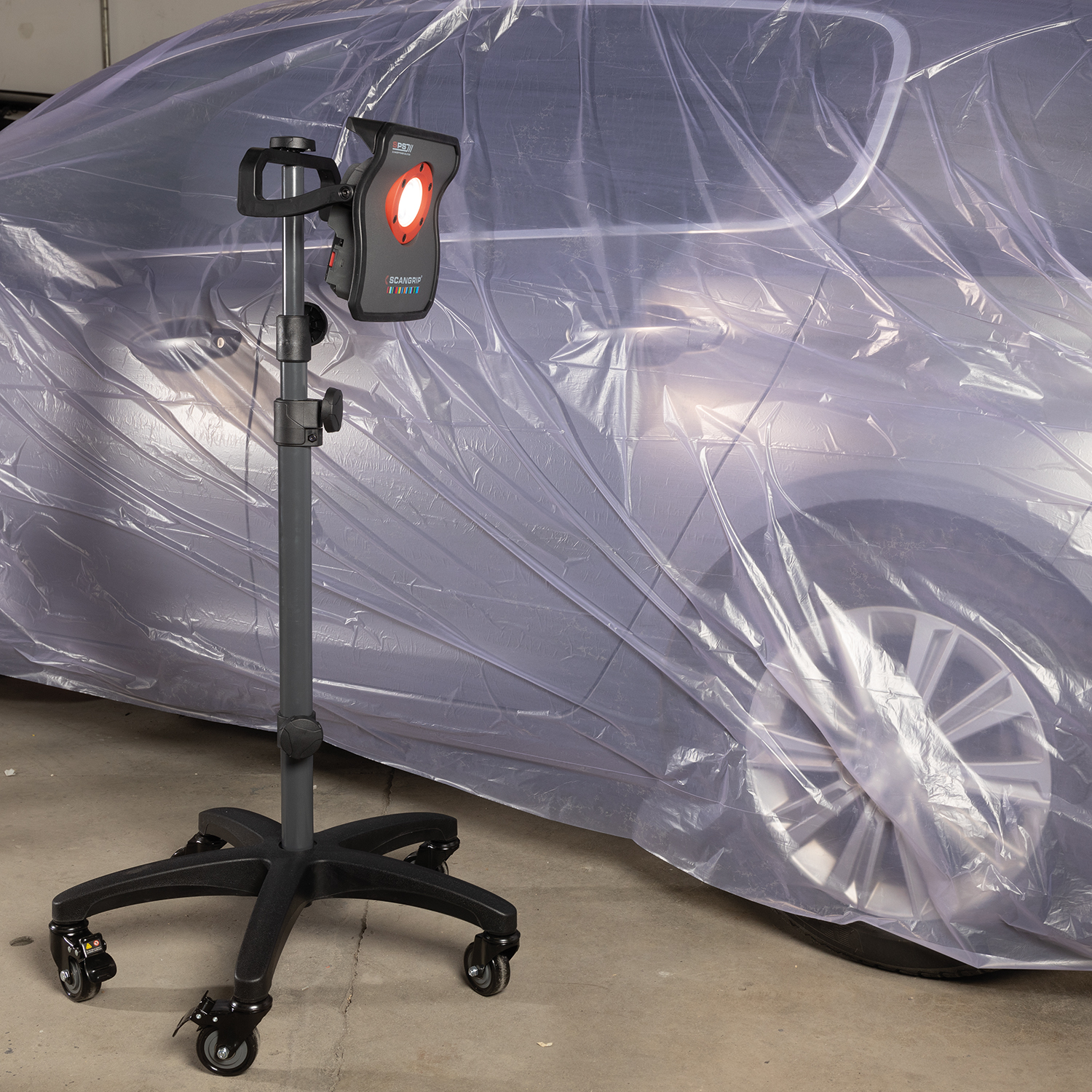 Scangrip Wheel stand - pojazdný; teleskopický stojan pre detailingové a pracovné svetlá – Obrázok 3