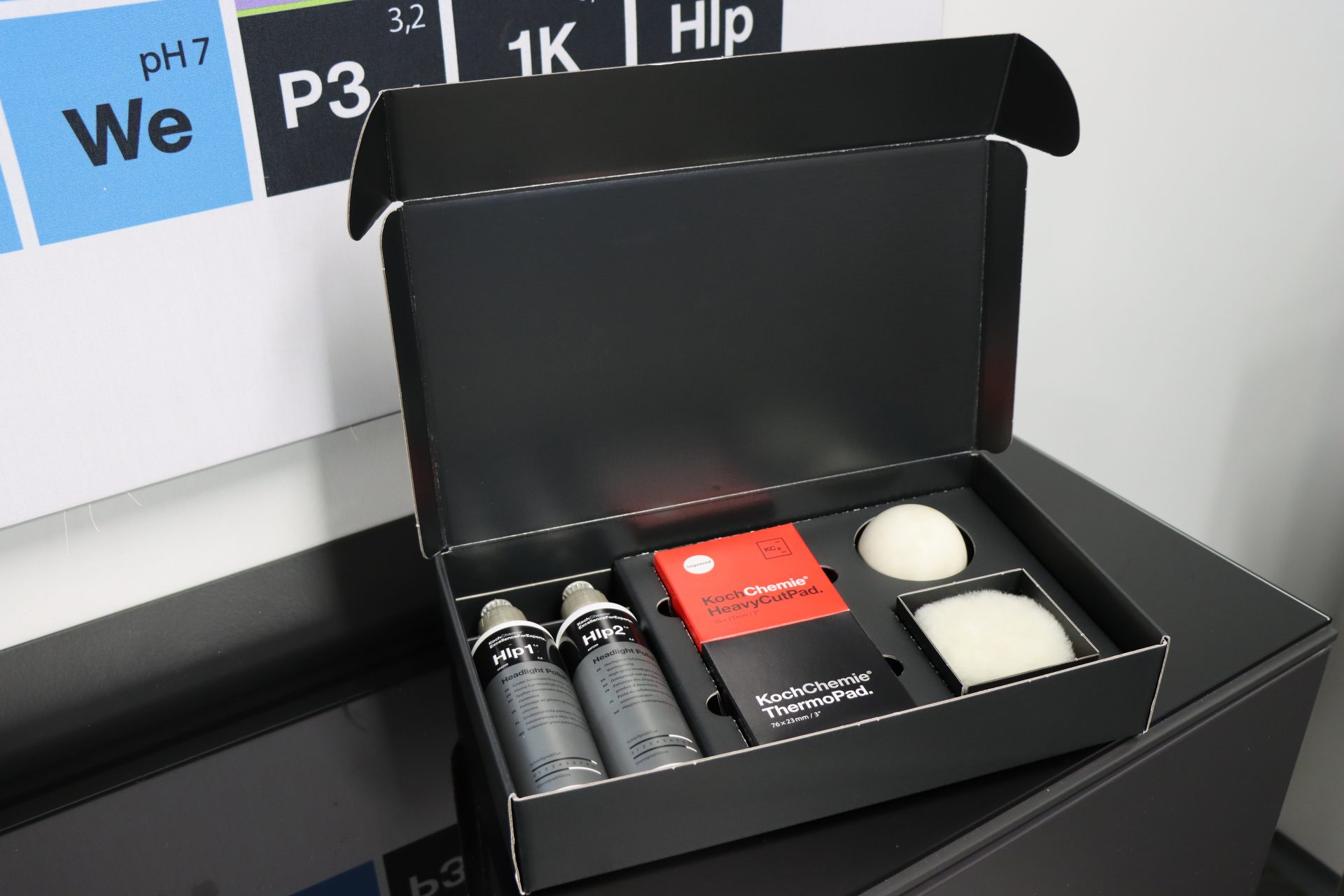Koch Chemie Headlight Polish Set - Sada na renováciu svetlometov – Obrázok 2